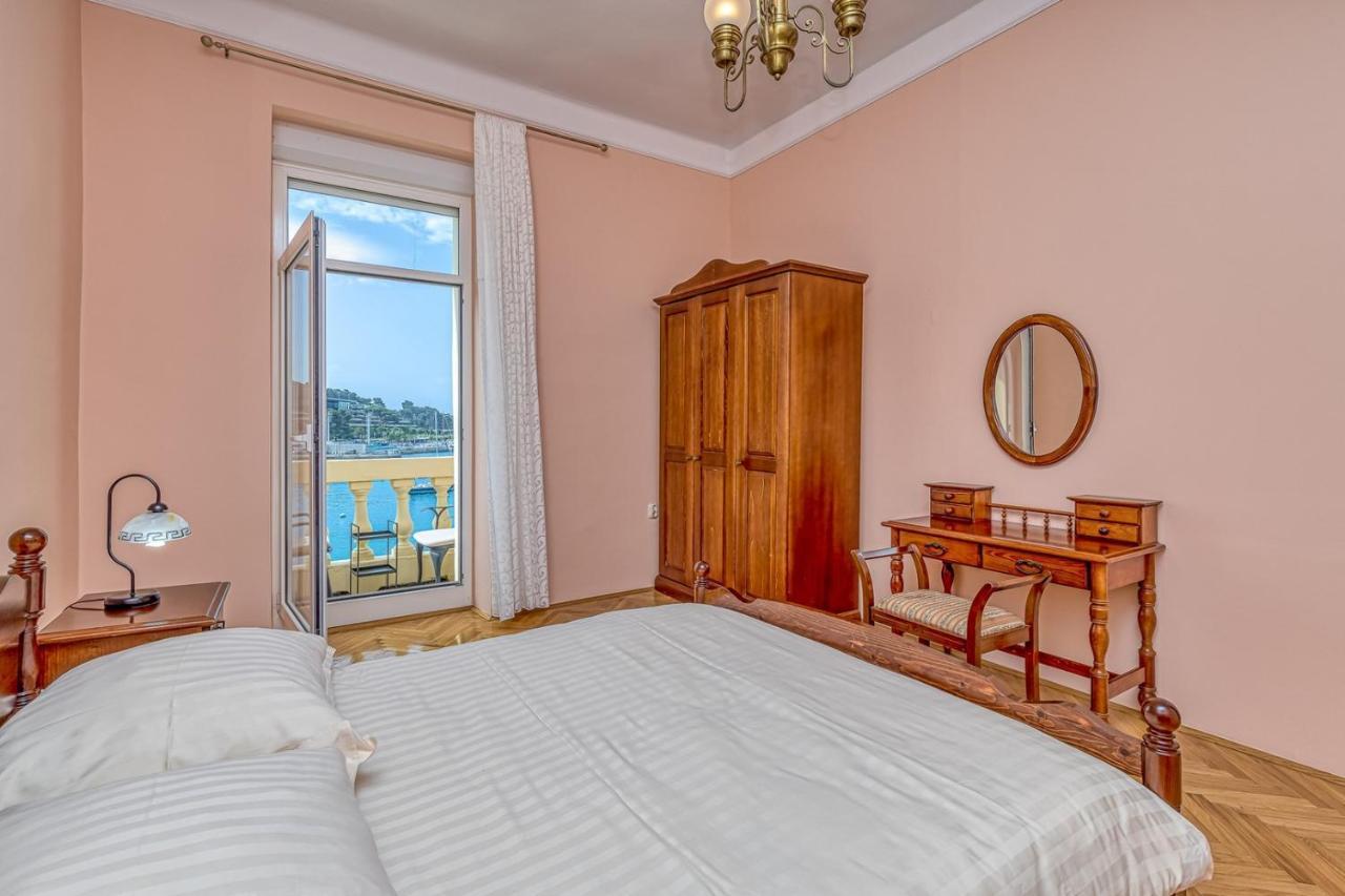 Apartment Viking With Sea View Rovinj