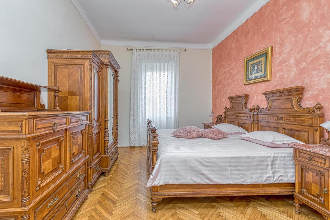 Viking With Sea View Apartment *